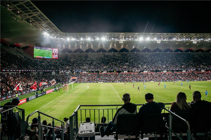 Open Air Box Seat Upgrade (1 Match)